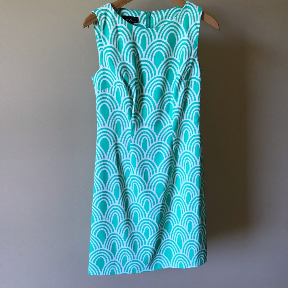 Structured business casual dress